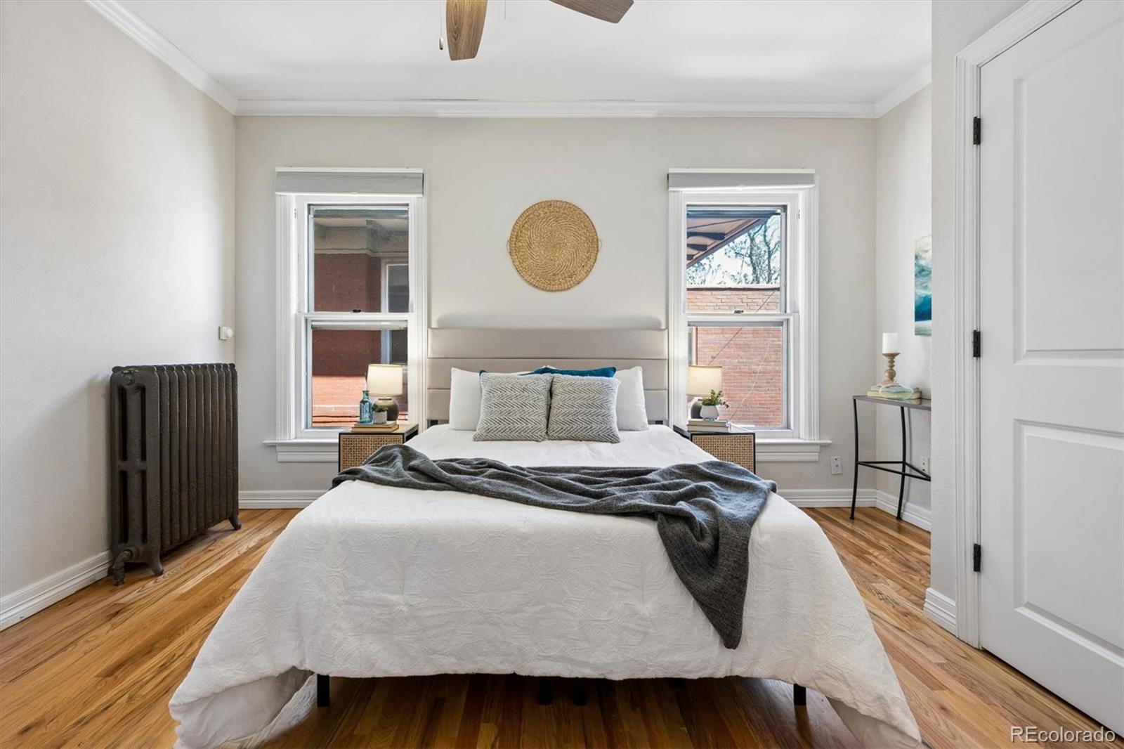 MLS Image #9 for 1424  gaylord street 3,denver, Colorado
