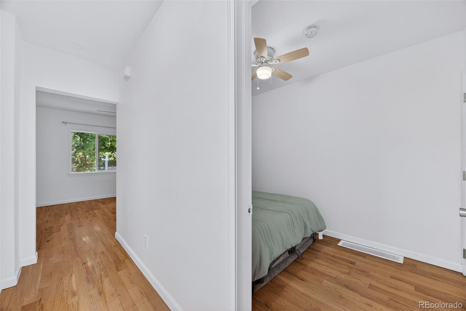 MLS Image #8 for 4022  navajo street,denver, Colorado