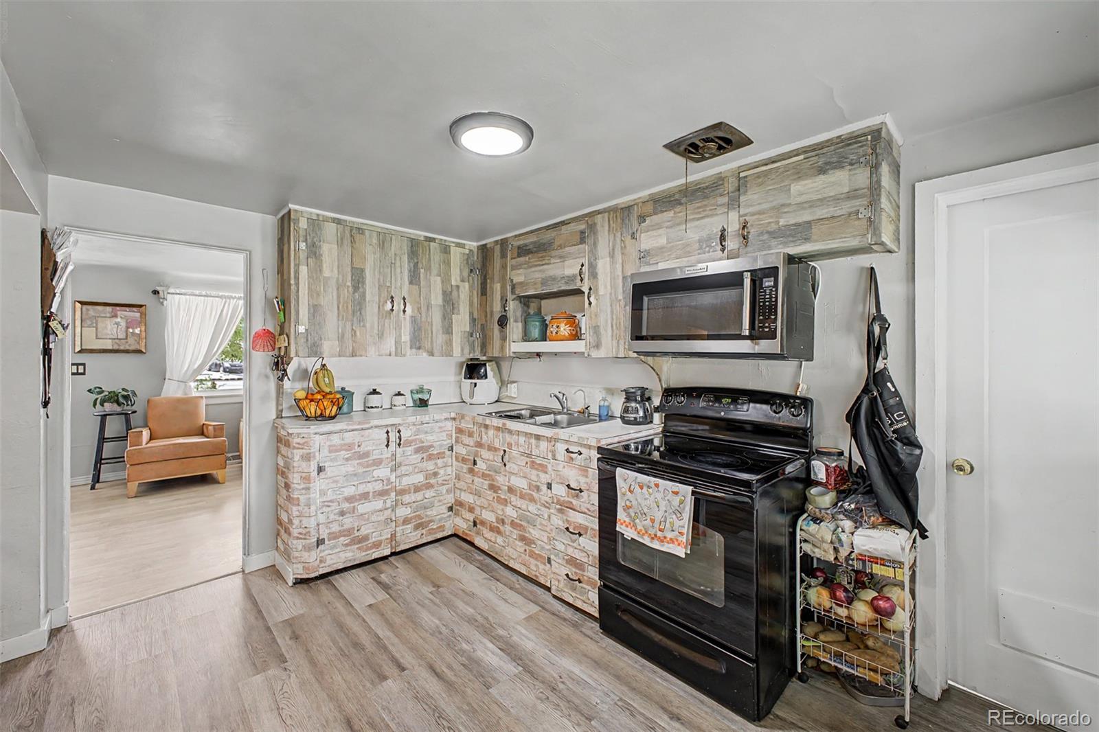 MLS Image #11 for 6830  olive street,commerce city, Colorado