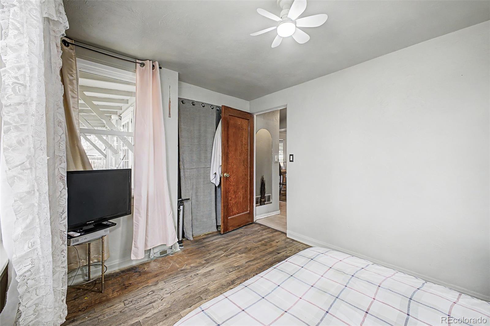 MLS Image #14 for 6830  olive street,commerce city, Colorado