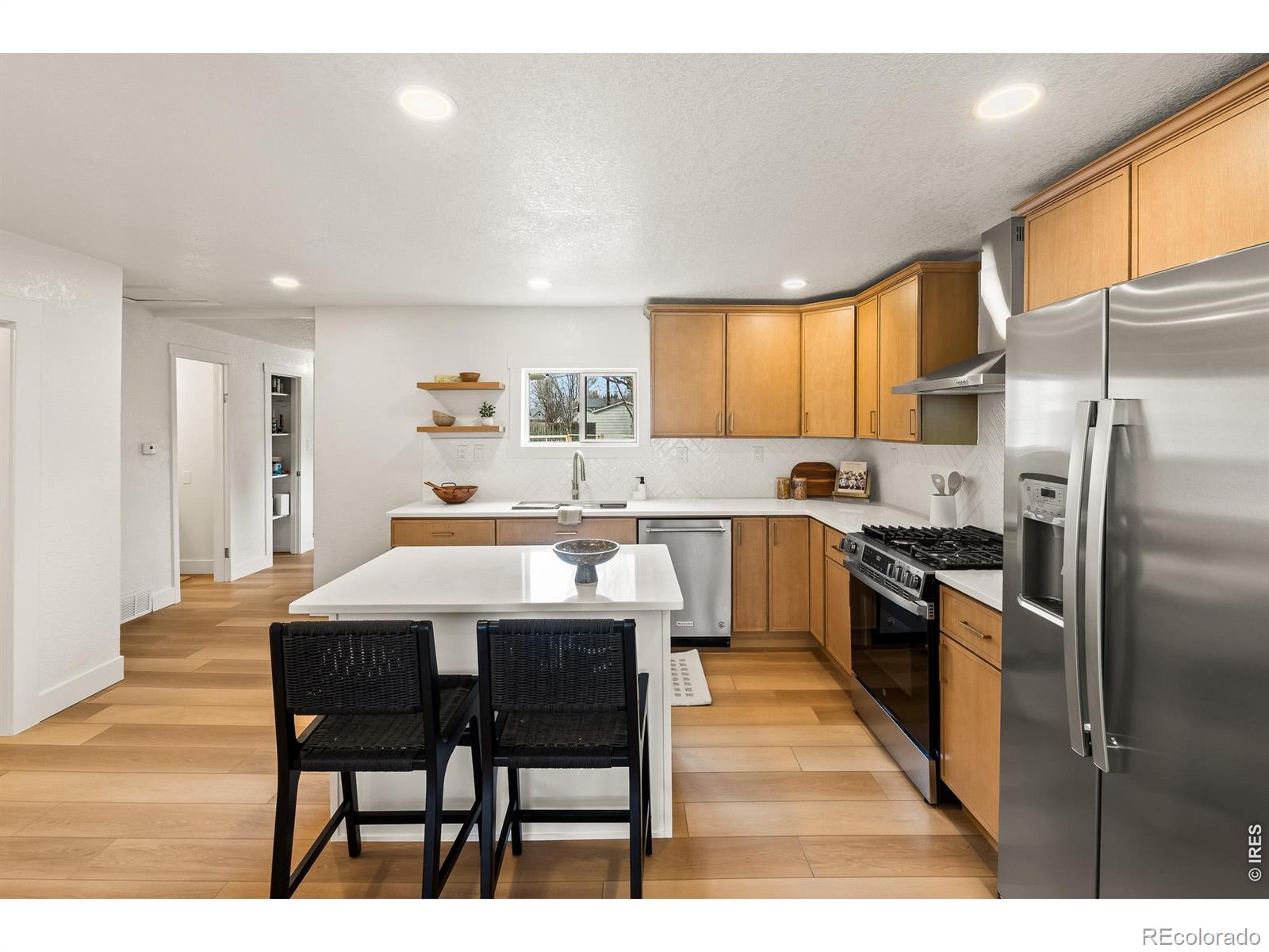 MLS Image #16 for 104  oak street,windsor, Colorado