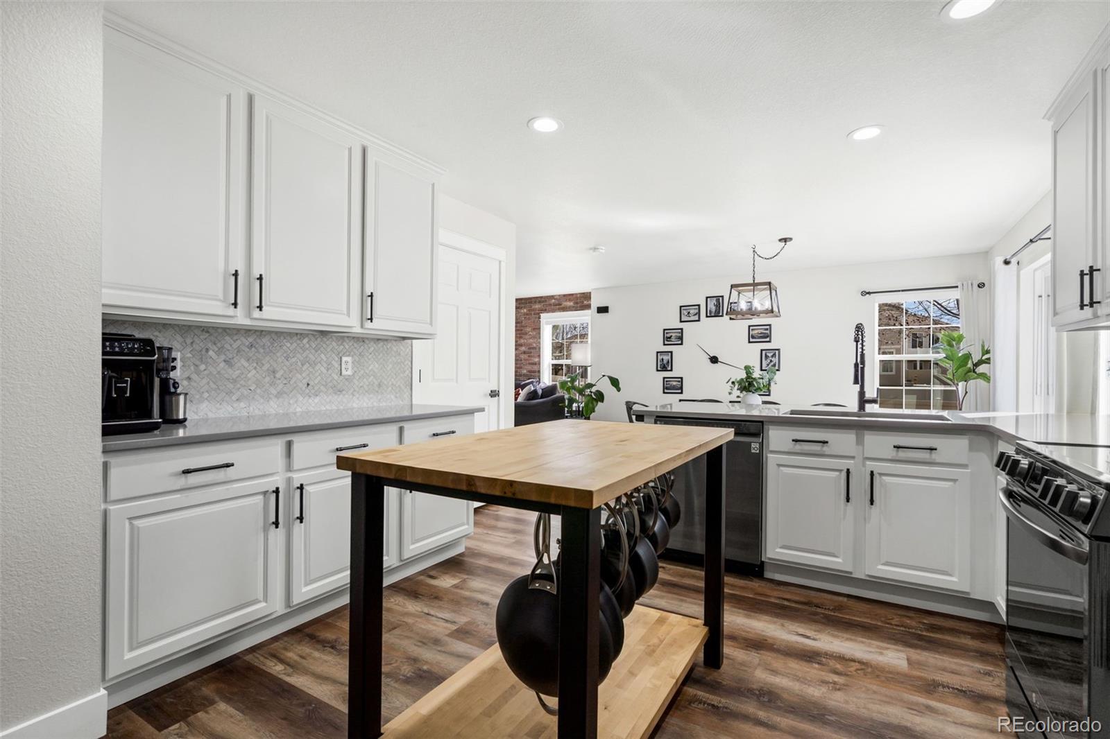 MLS Image #10 for 3963  heatherwood circle,johnstown, Colorado