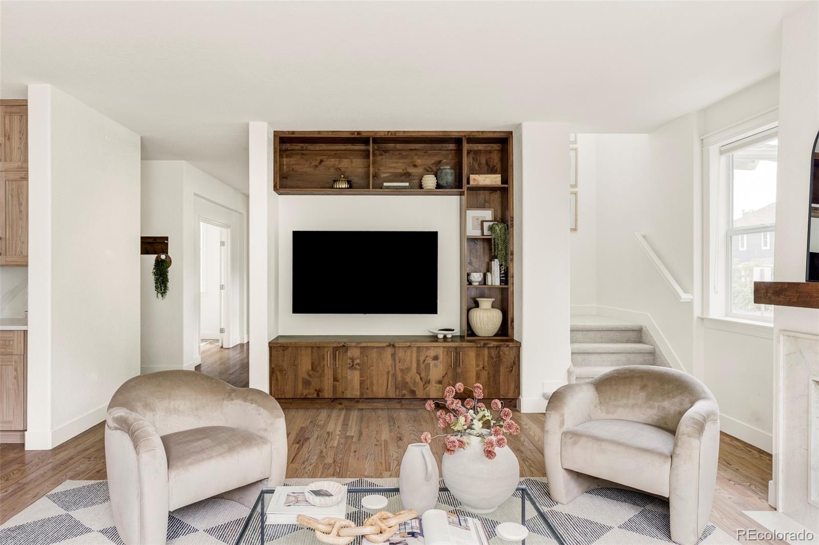 MLS Image #4 for 8494 e 28th avenue,denver, Colorado