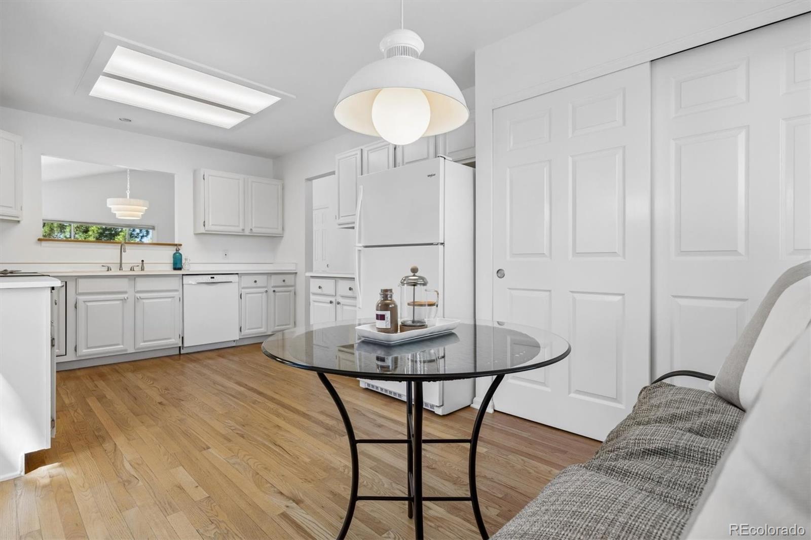 MLS Image #14 for 8040 e dartmouth avenue,denver, Colorado