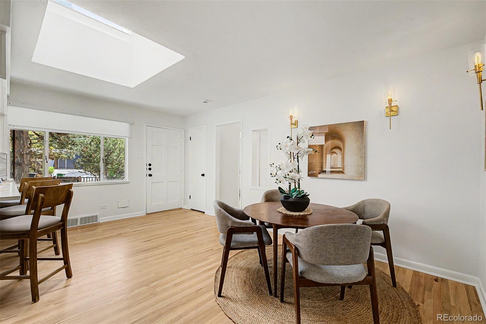 MLS Image #10 for 3201 e yale way,denver, Colorado