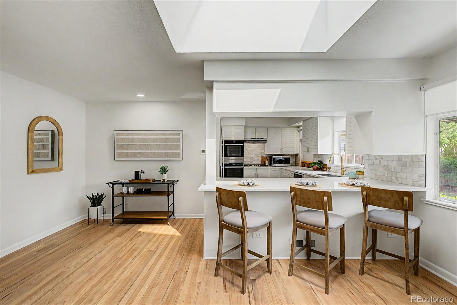 MLS Image #12 for 3201 e yale way,denver, Colorado