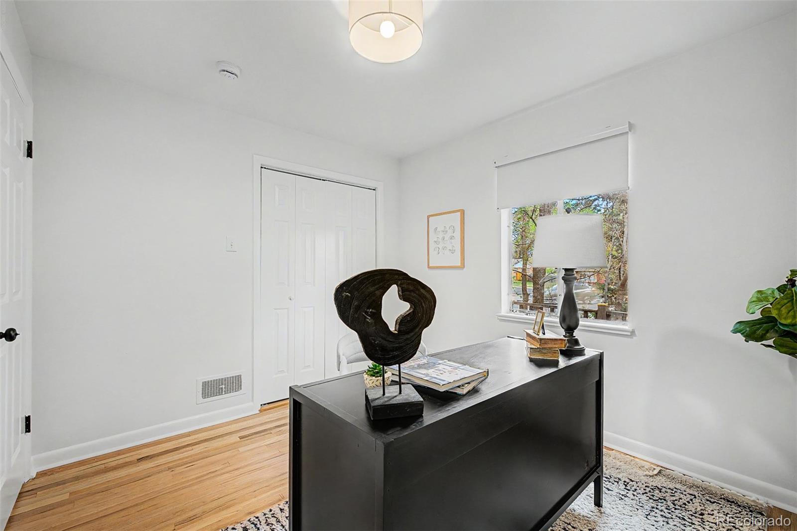 MLS Image #31 for 3201 e yale way,denver, Colorado