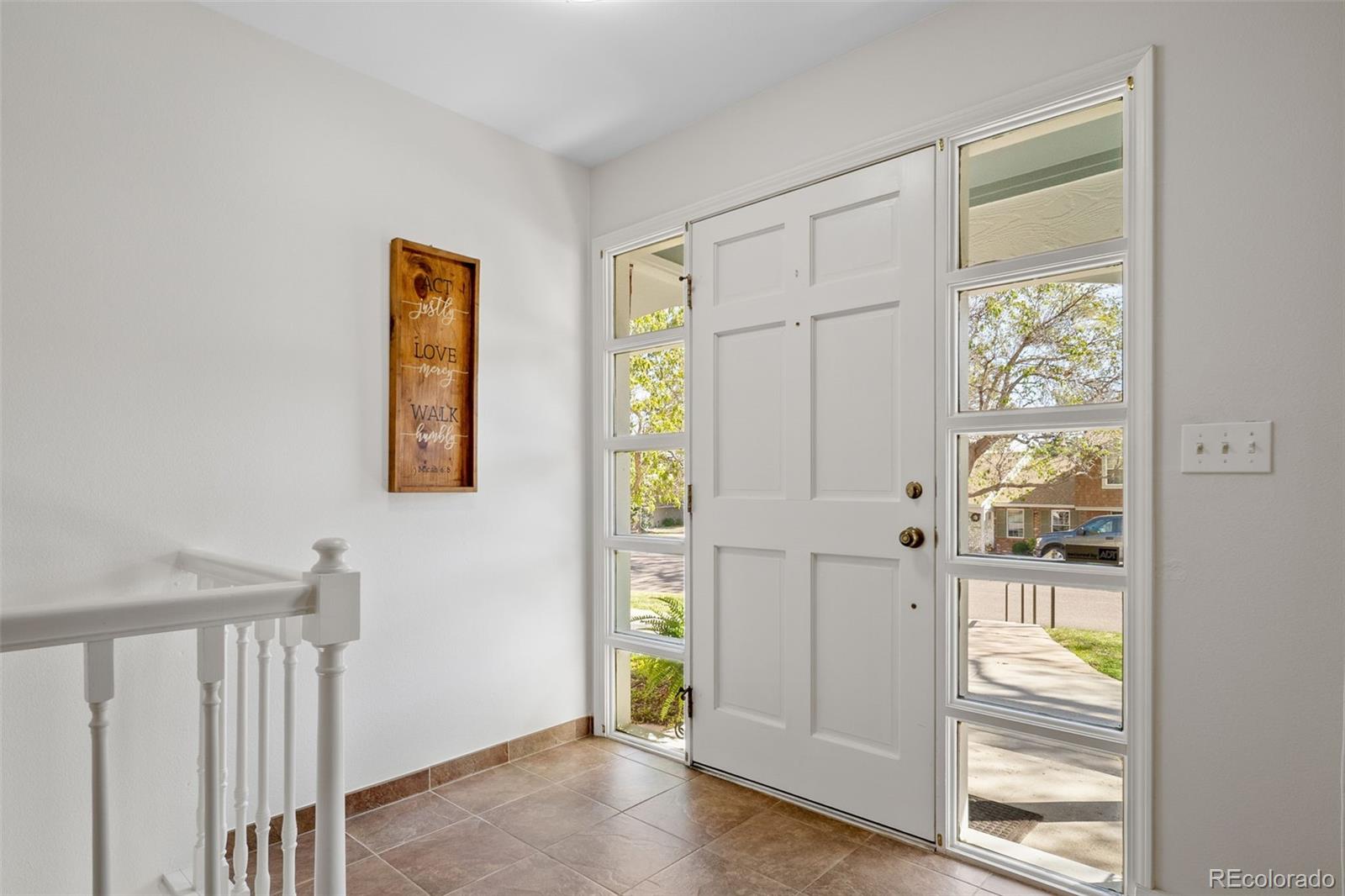 MLS Image #4 for 2598 e geddes place,centennial, Colorado