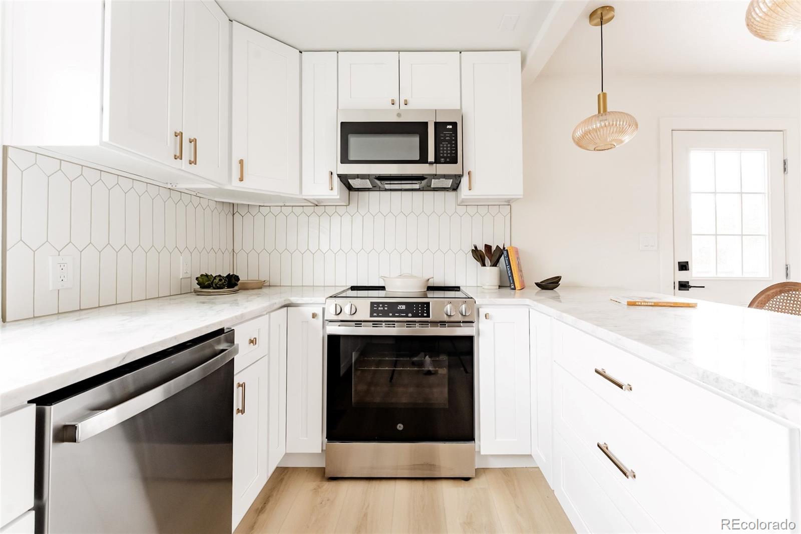 MLS Image #12 for 4540 w alaska place,denver, Colorado