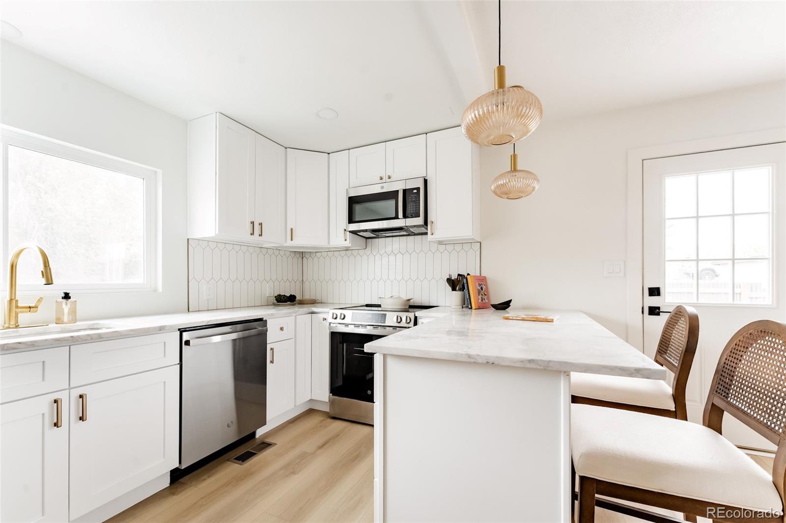 MLS Image #13 for 4540 w alaska place,denver, Colorado