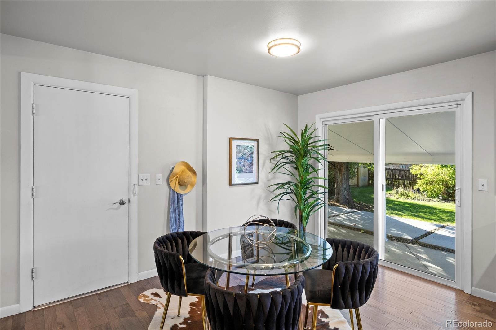 MLS Image #10 for 3941 s hillcrest drive,denver, Colorado