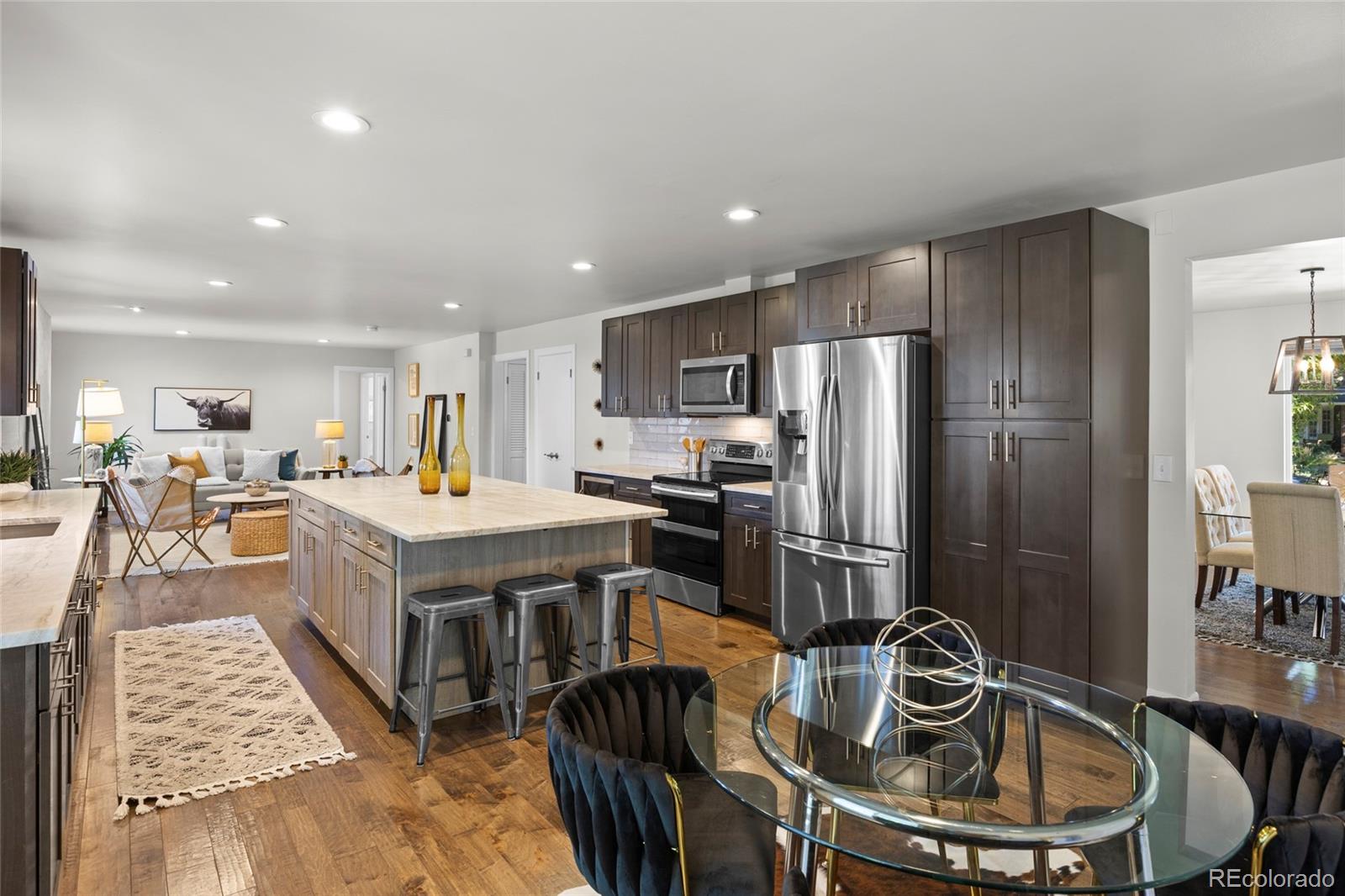 MLS Image #11 for 3941 s hillcrest drive,denver, Colorado