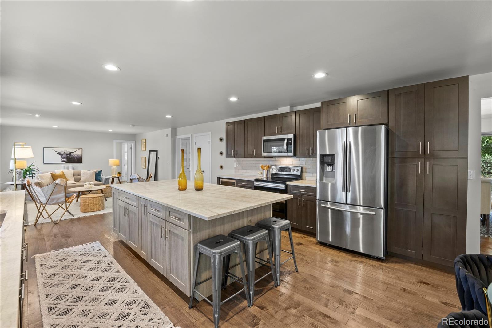 MLS Image #15 for 3941 s hillcrest drive,denver, Colorado