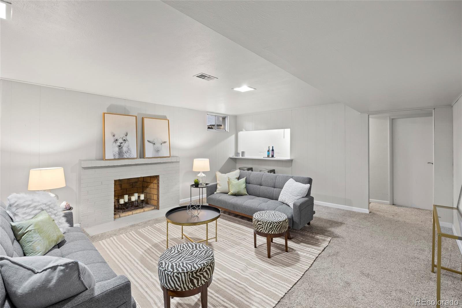 MLS Image #31 for 3941 s hillcrest drive,denver, Colorado