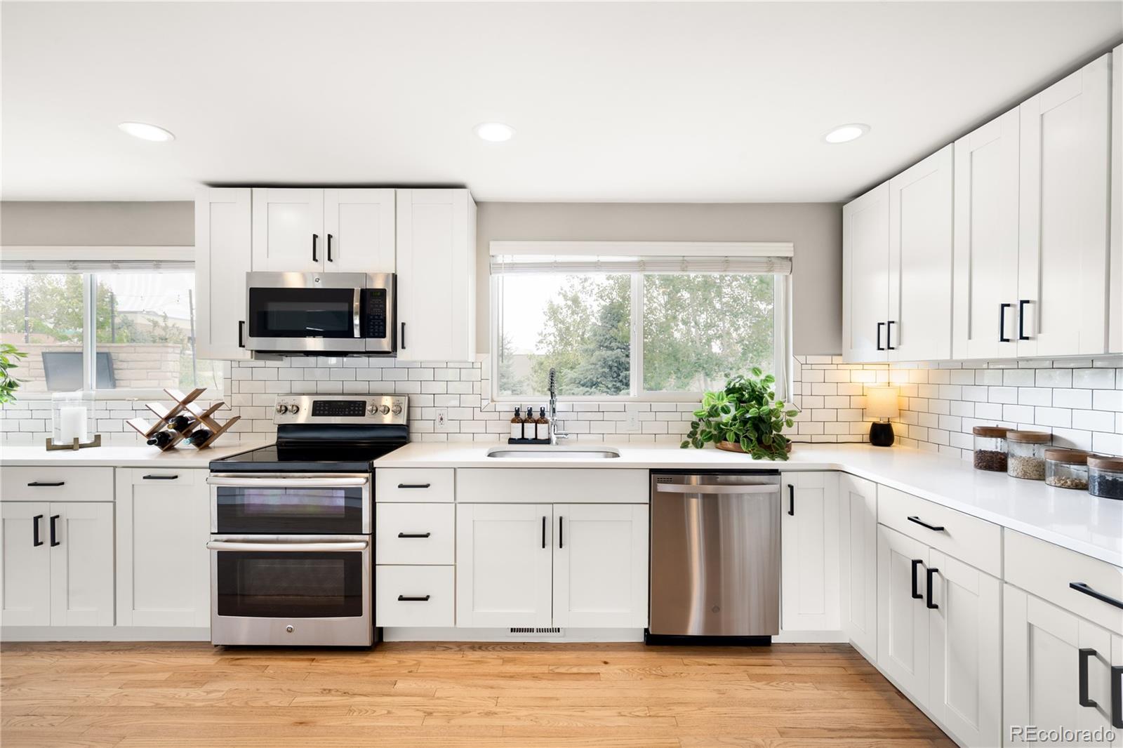 MLS Image #11 for 7270 e euclid drive,centennial, Colorado