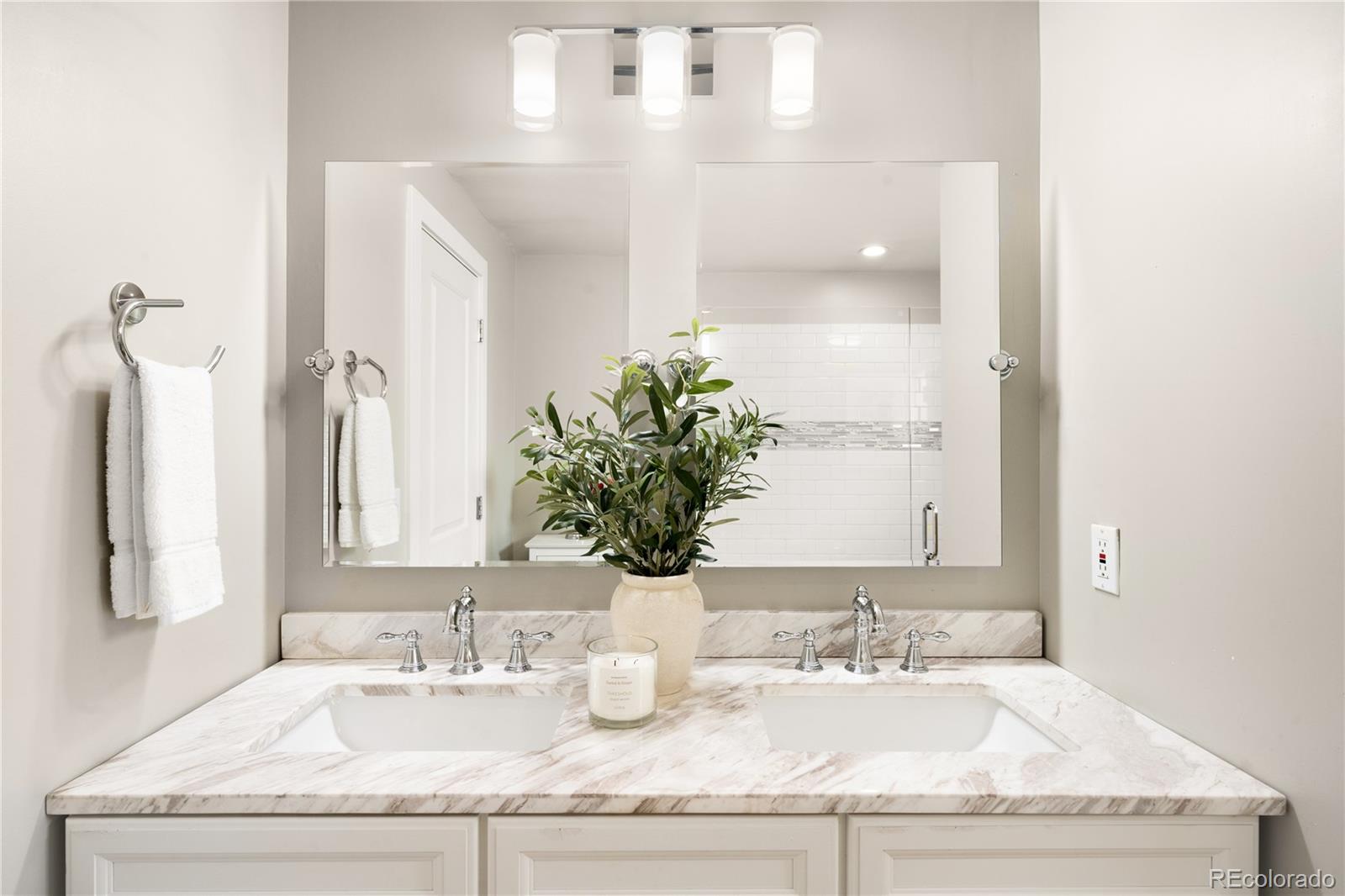 MLS Image #26 for 7270 e euclid drive,centennial, Colorado