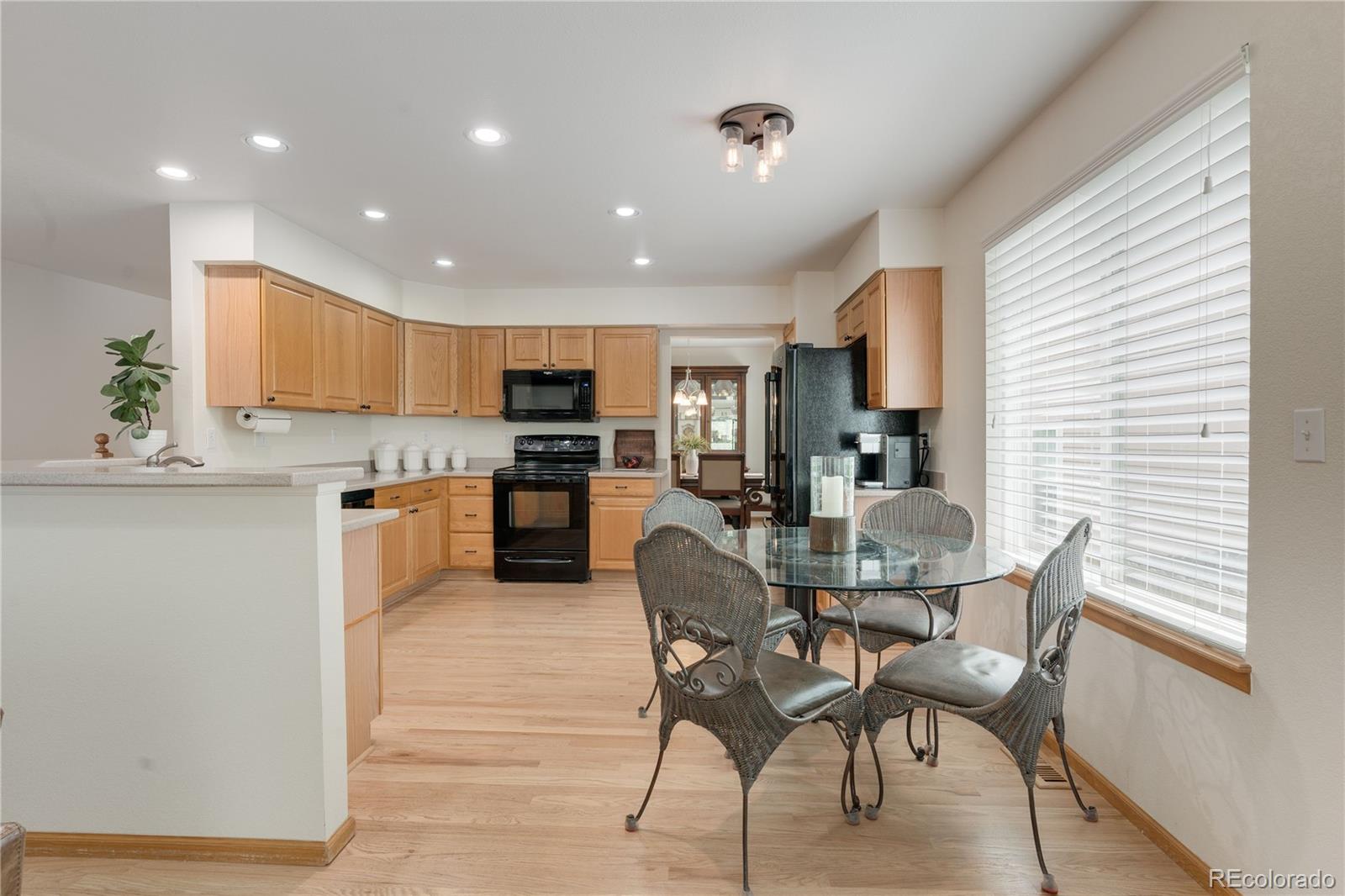 MLS Image #4 for 14155 w warren circle,lakewood, Colorado