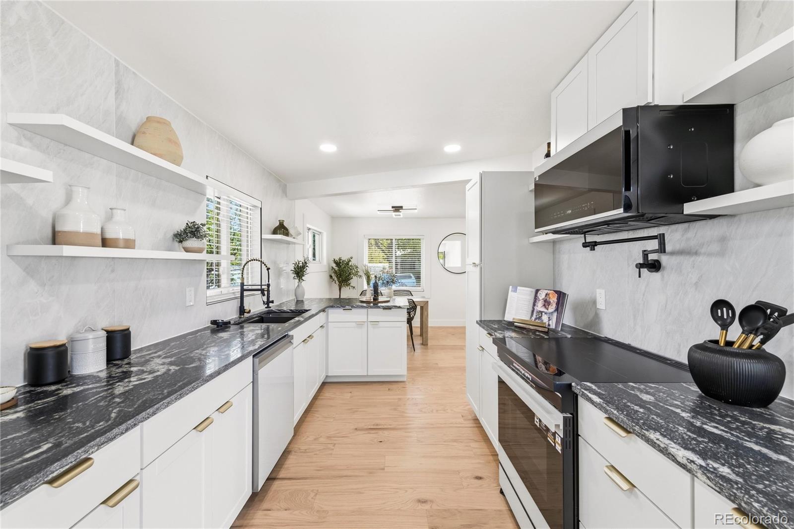MLS Image #7 for 4581 s kalamath street,englewood, Colorado