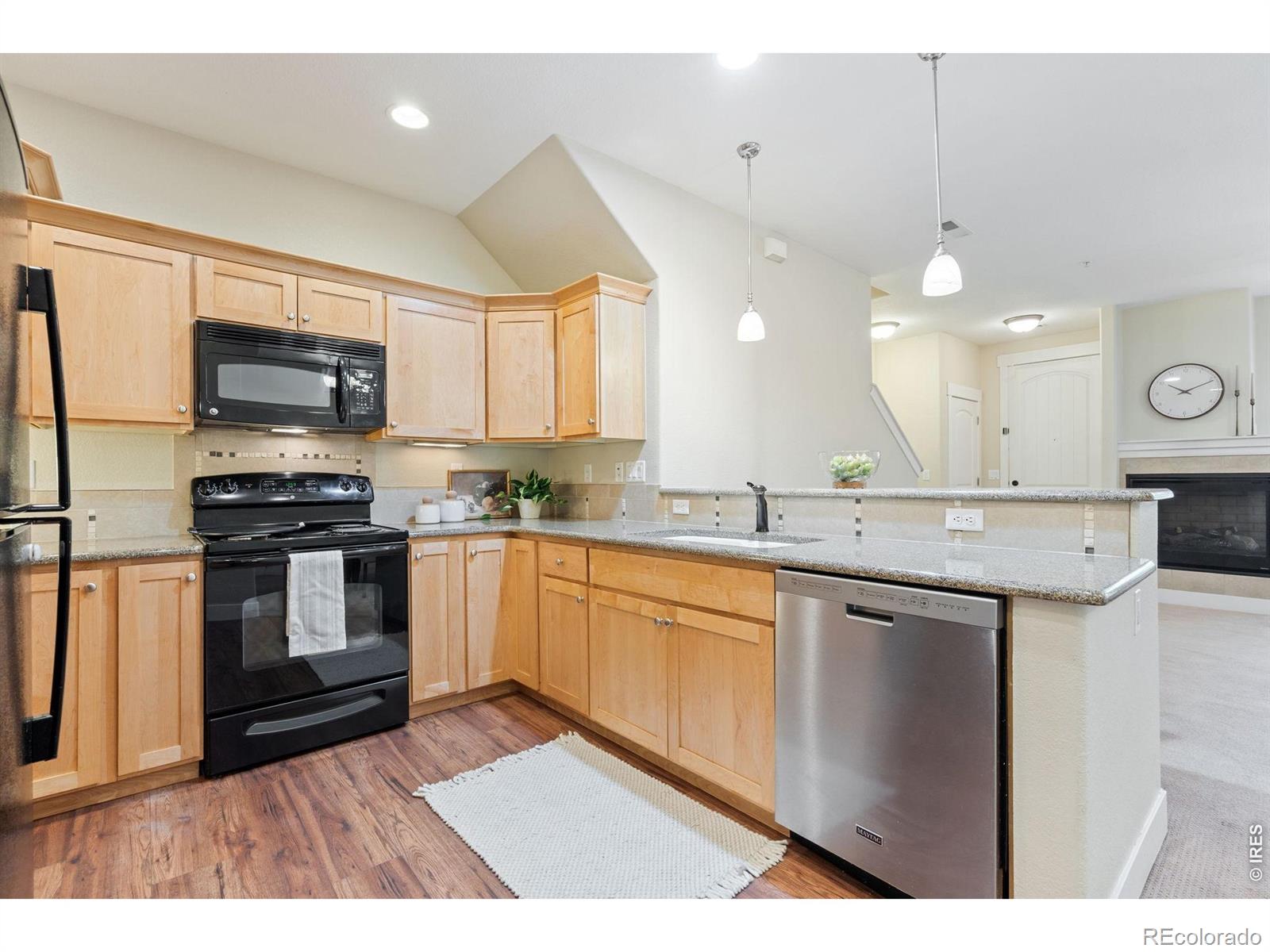 MLS Image #10 for 5850  dripping rock lane,fort collins, Colorado