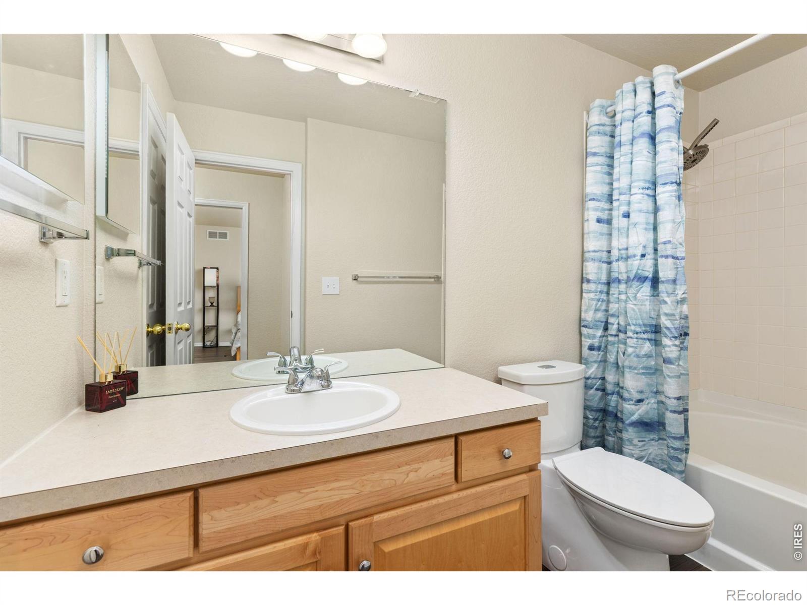MLS Image #16 for 13803  legend way,broomfield, Colorado