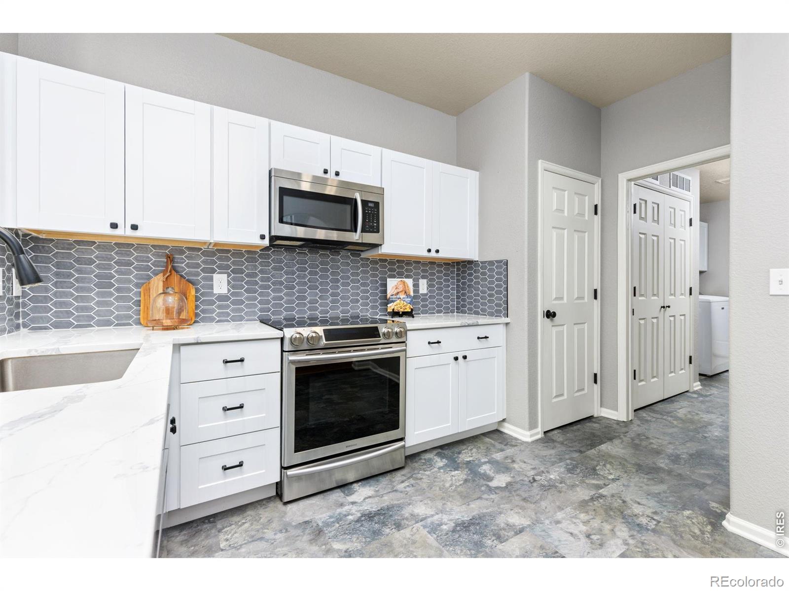 MLS Image #7 for 13803  legend way,broomfield, Colorado