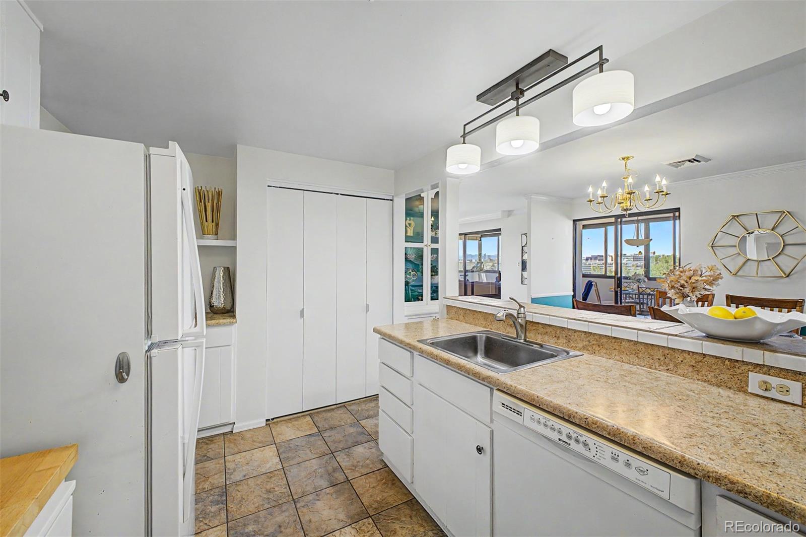 MLS Image #17 for 3131 e alameda avenue 601,denver, Colorado