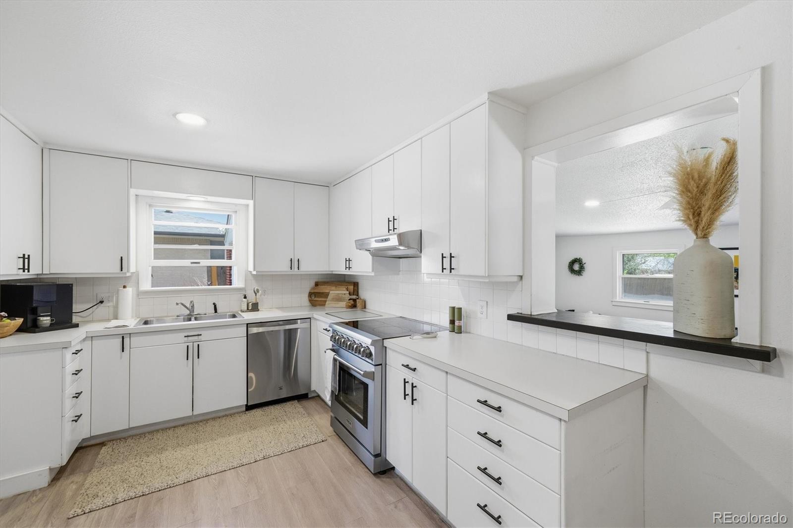 MLS Image #11 for 6878 s birch way,centennial, Colorado