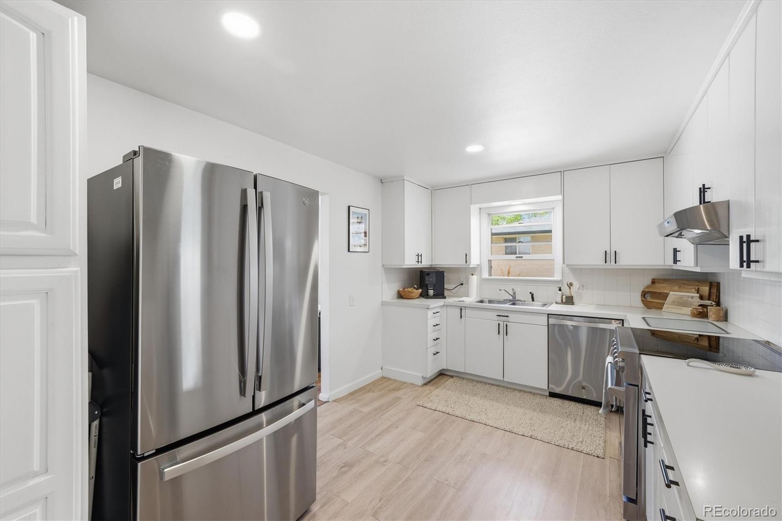 MLS Image #12 for 6878 s birch way,centennial, Colorado
