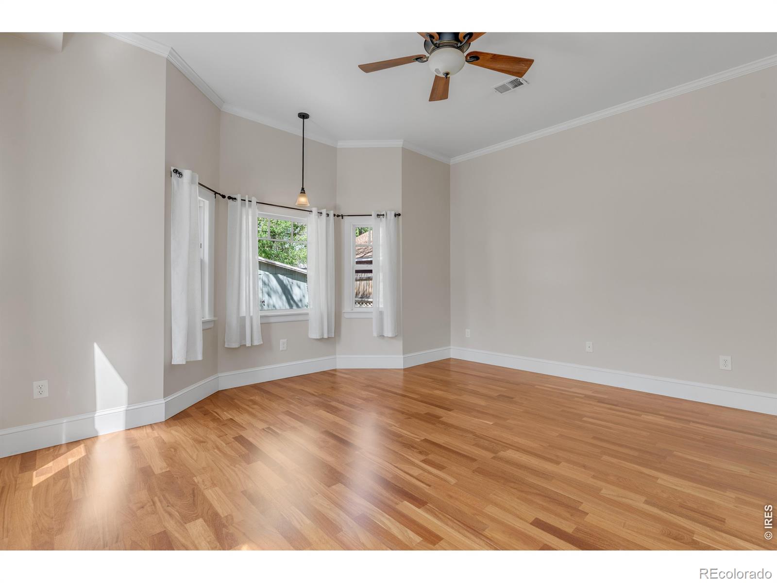 MLS Image #13 for 821  emery street,longmont, Colorado