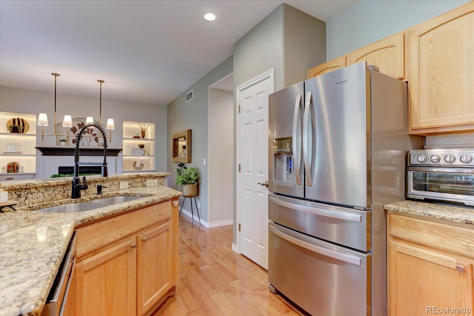 MLS Image #16 for 10493 w peakview place,littleton, Colorado
