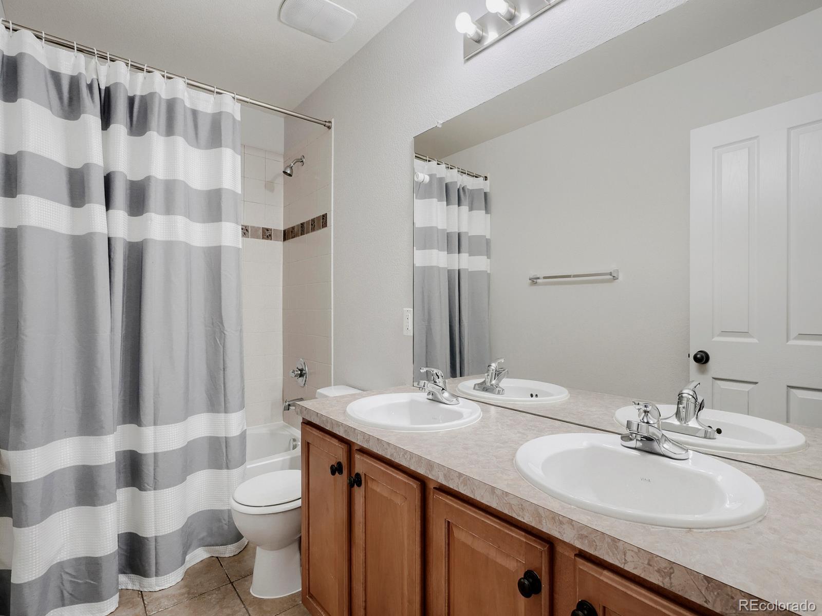MLS Image #32 for 8169 e 23rd avenue,denver, Colorado