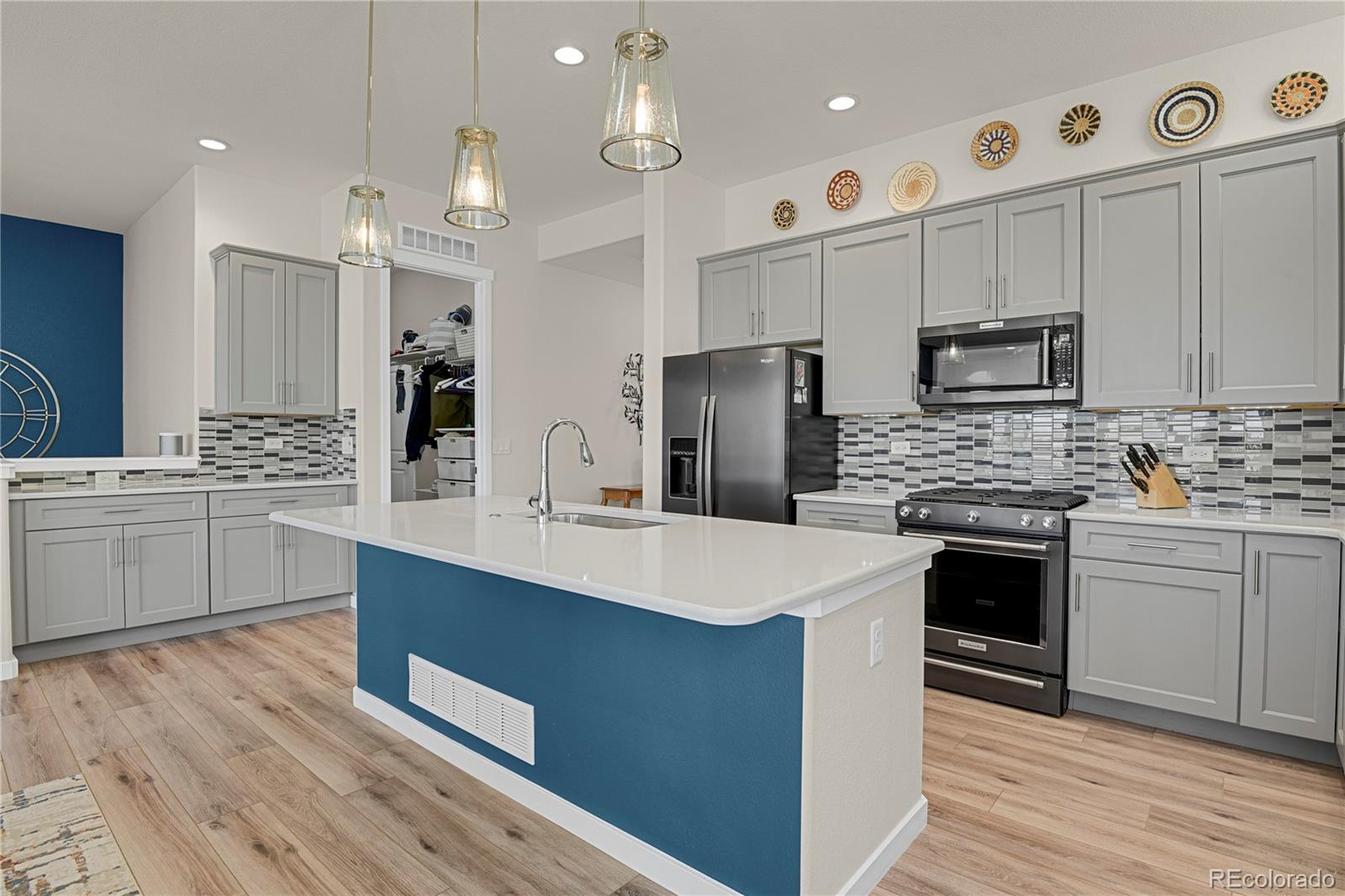 MLS Image #4 for 6398  lochside view,colorado springs, Colorado