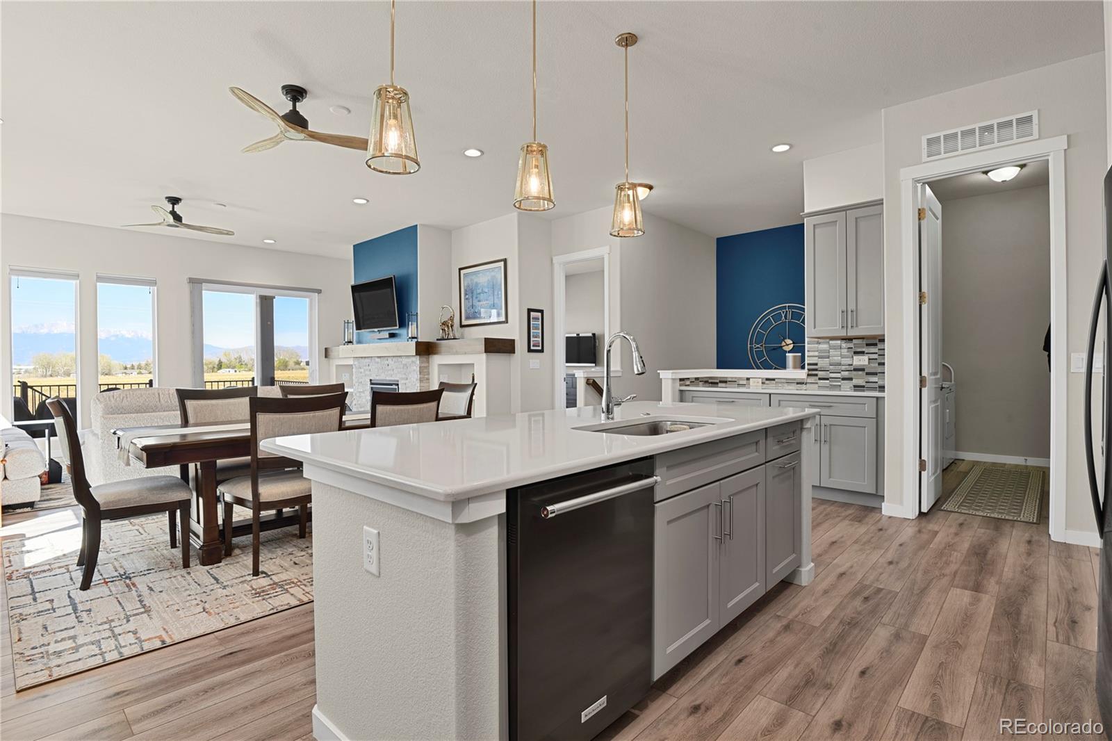 MLS Image #5 for 6398  lochside view,colorado springs, Colorado