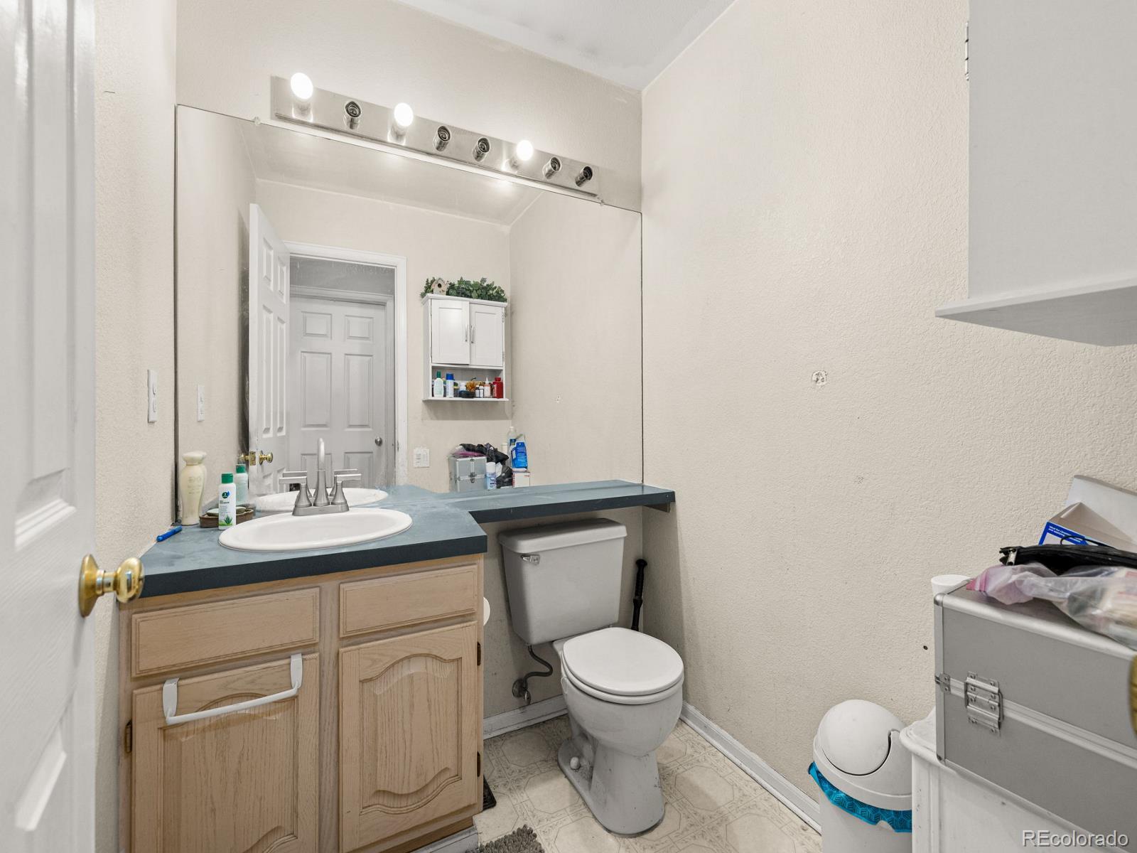MLS Image #15 for 2358  weatherstone circle,highlands ranch, Colorado