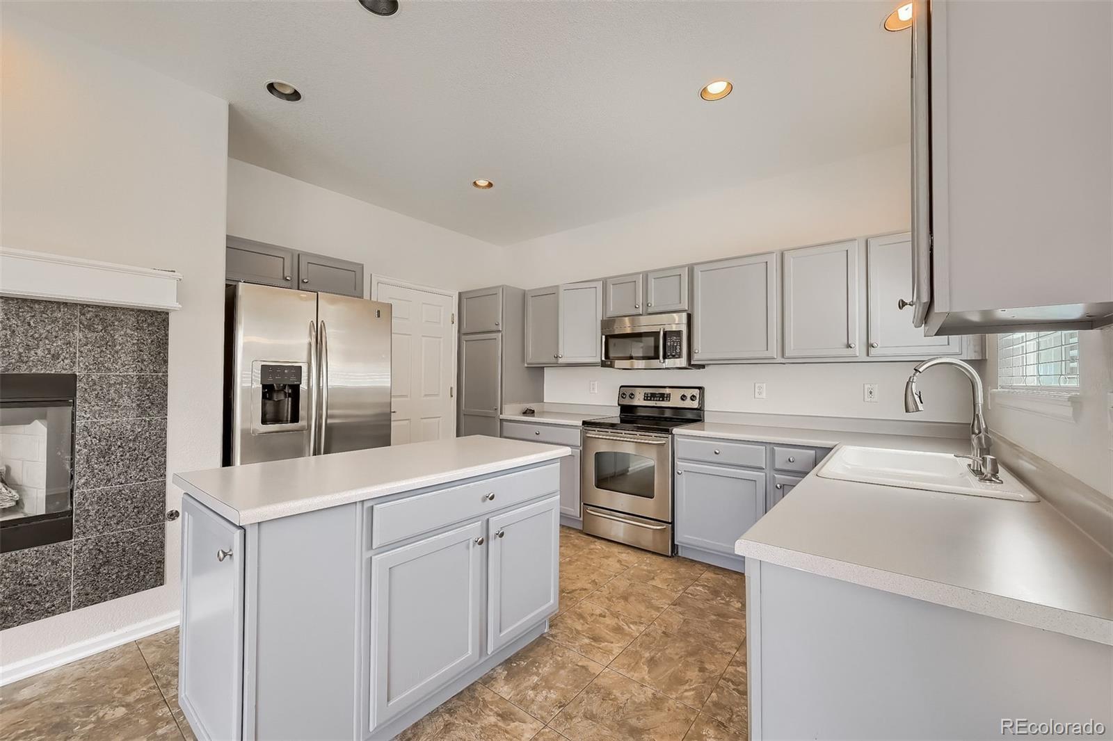MLS Image #5 for 10639  cherrybrook circle,highlands ranch, Colorado