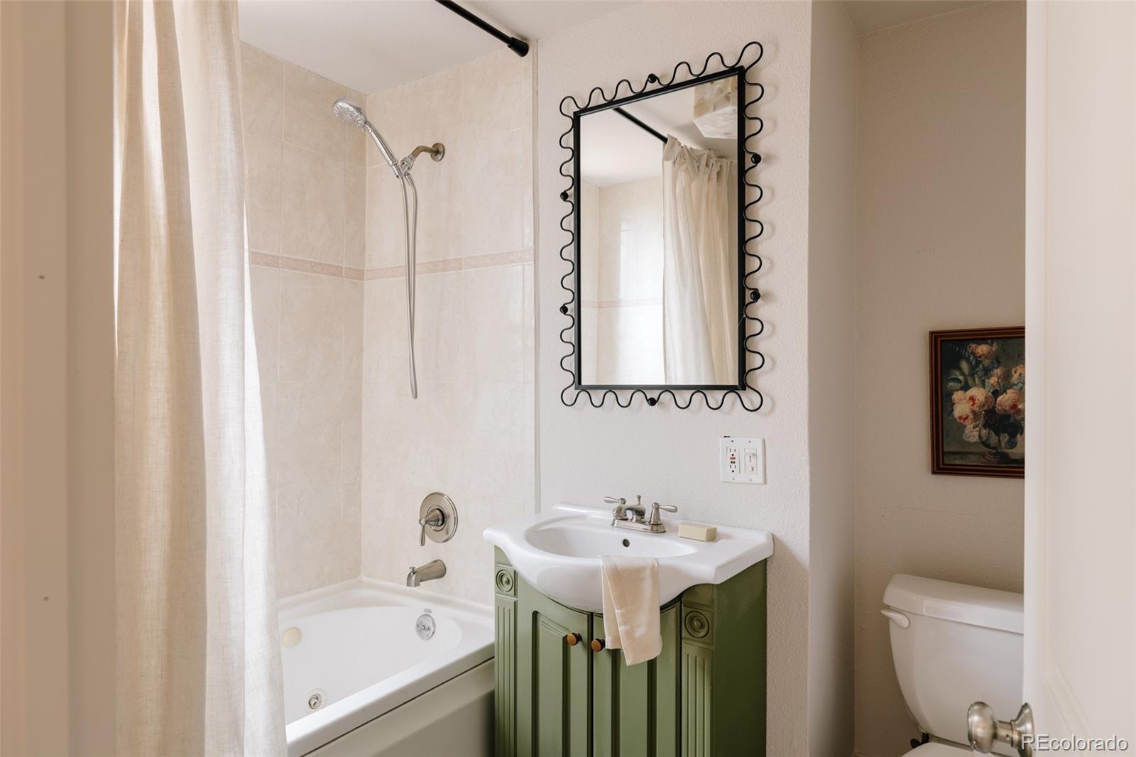 MLS Image #14 for 56  fox street,denver, Colorado