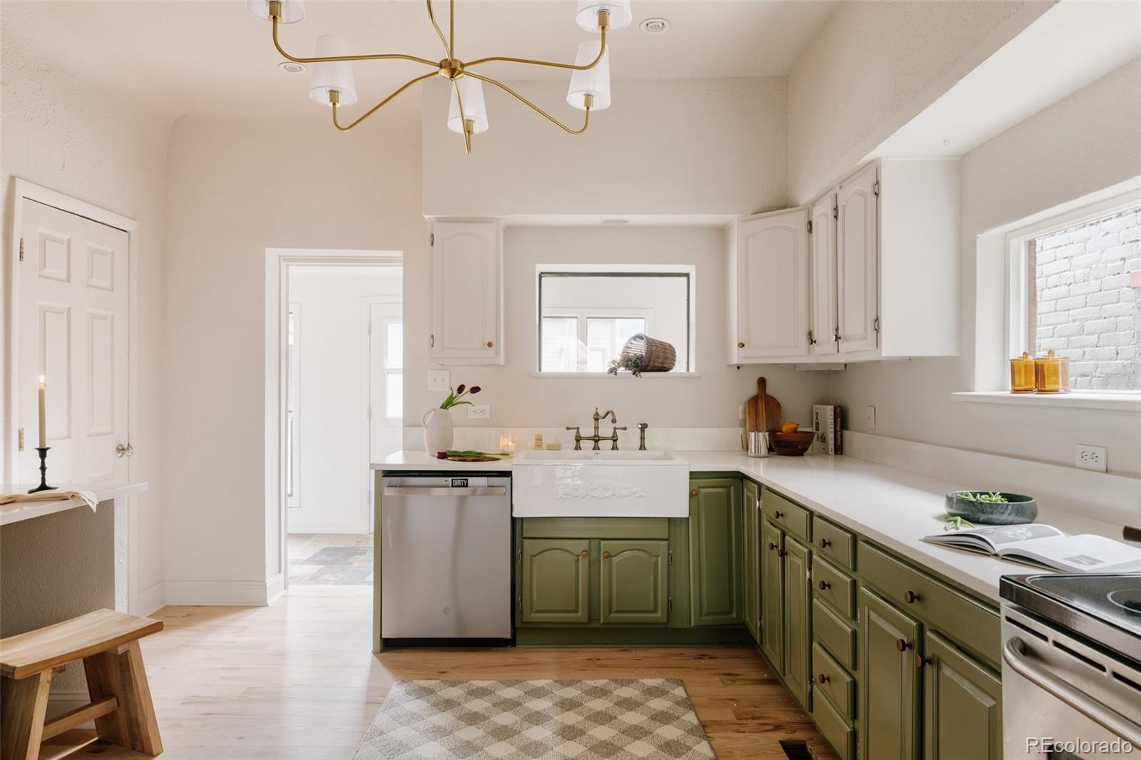 MLS Image #7 for 56  fox street,denver, Colorado