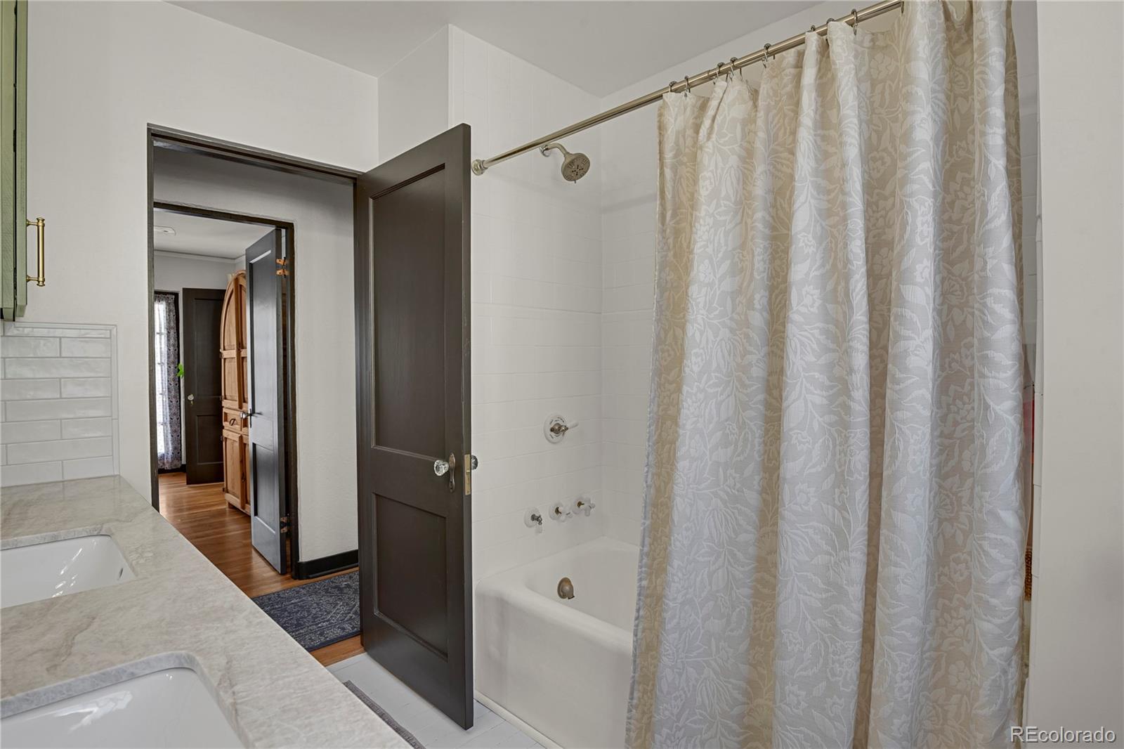 MLS Image #20 for 328 n logan avenue,colorado springs, Colorado