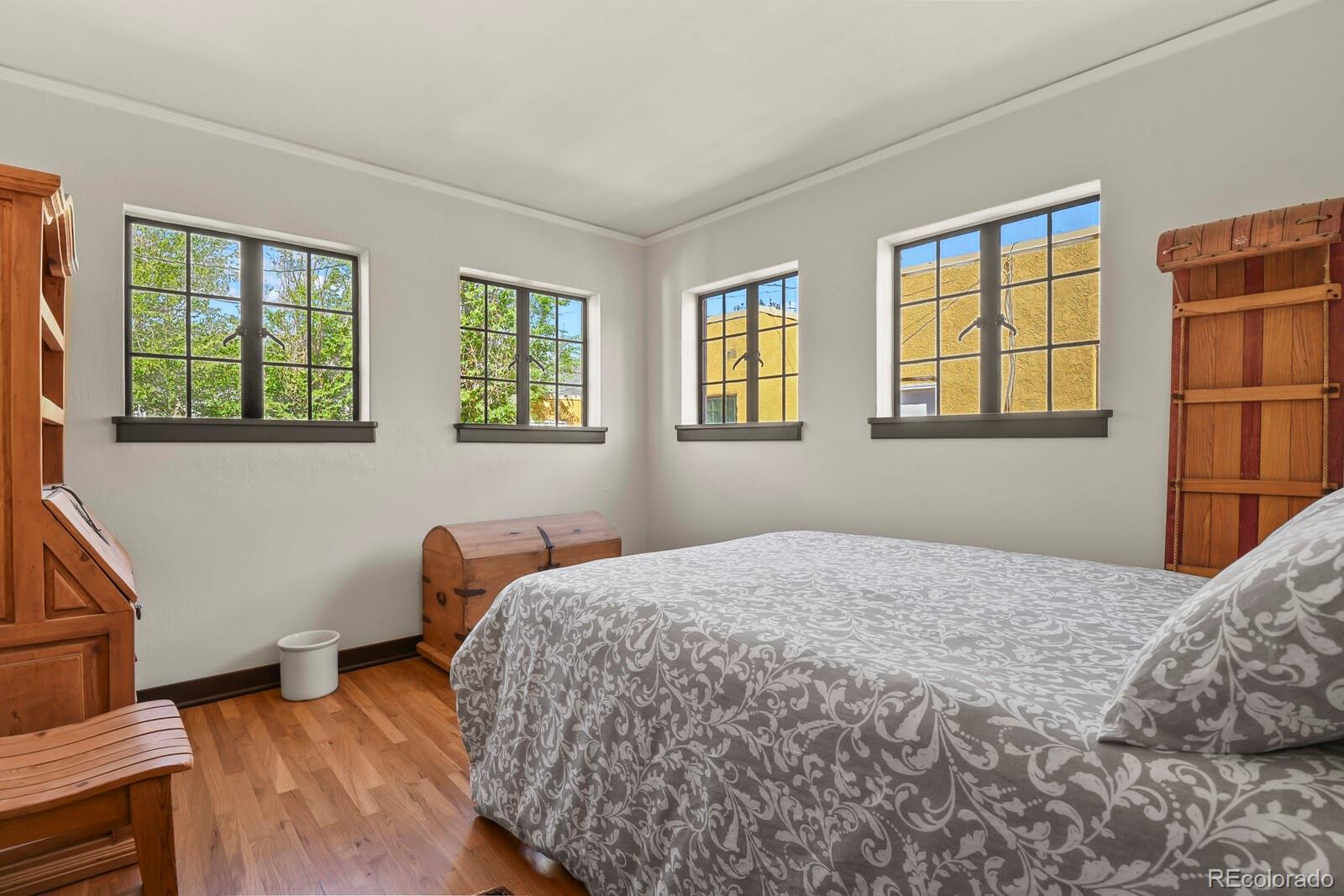 MLS Image #21 for 328 n logan avenue,colorado springs, Colorado