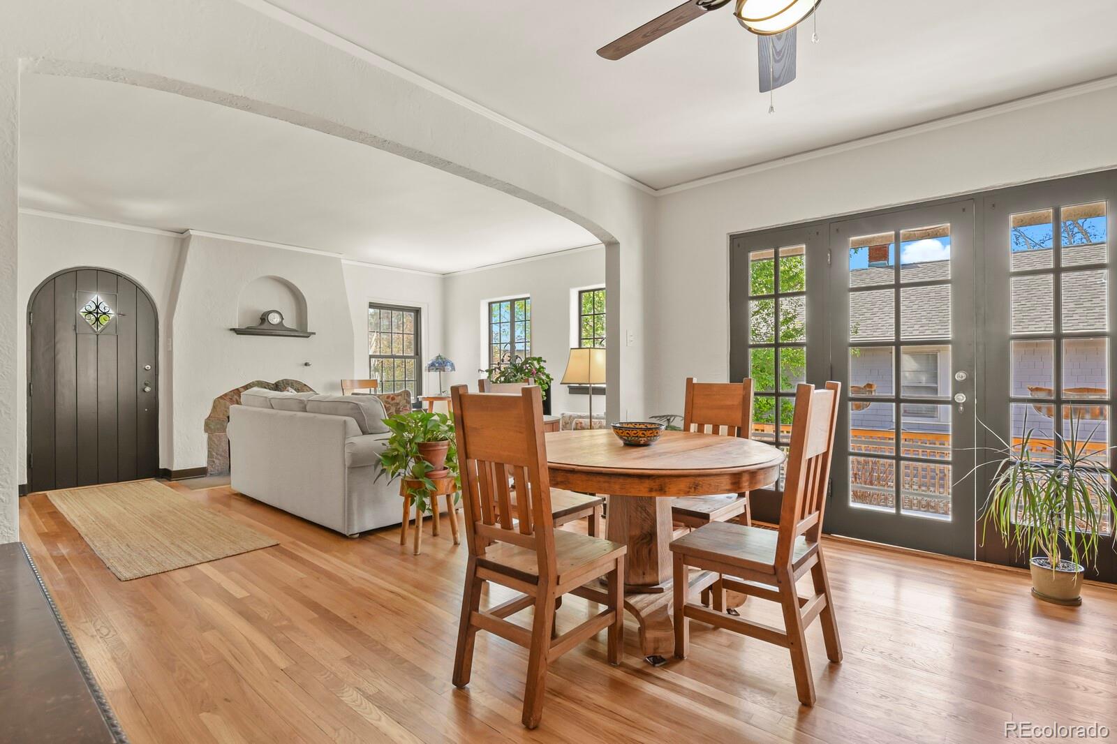 MLS Image #8 for 328 n logan avenue,colorado springs, Colorado
