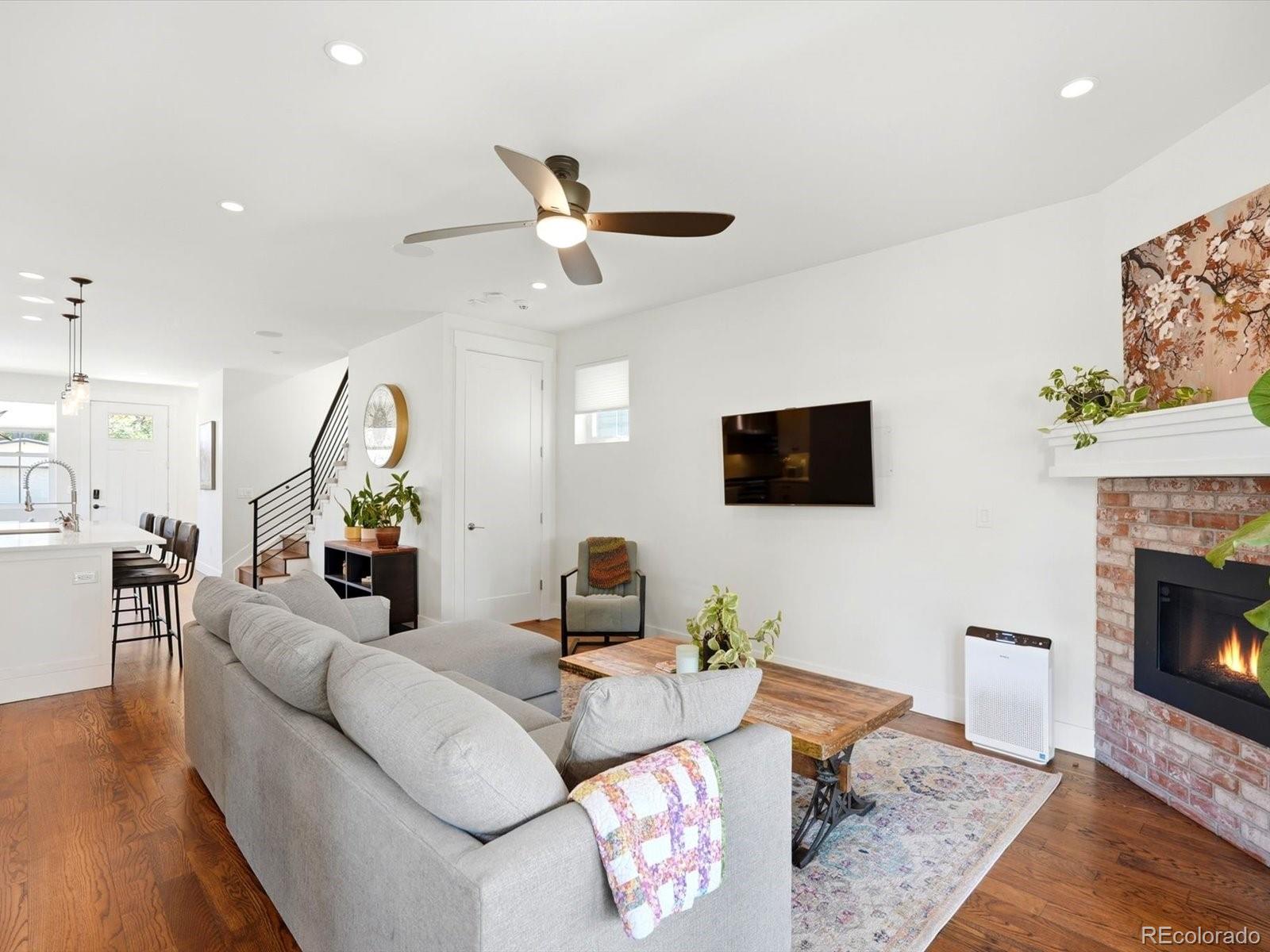 MLS Image #11 for 4579  vrain street,denver, Colorado