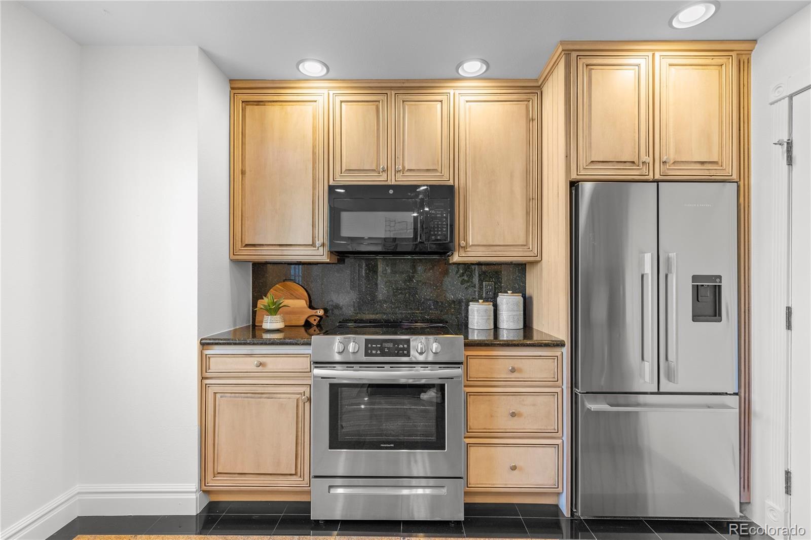 MLS Image #16 for 7373 e iowa avenue,denver, Colorado