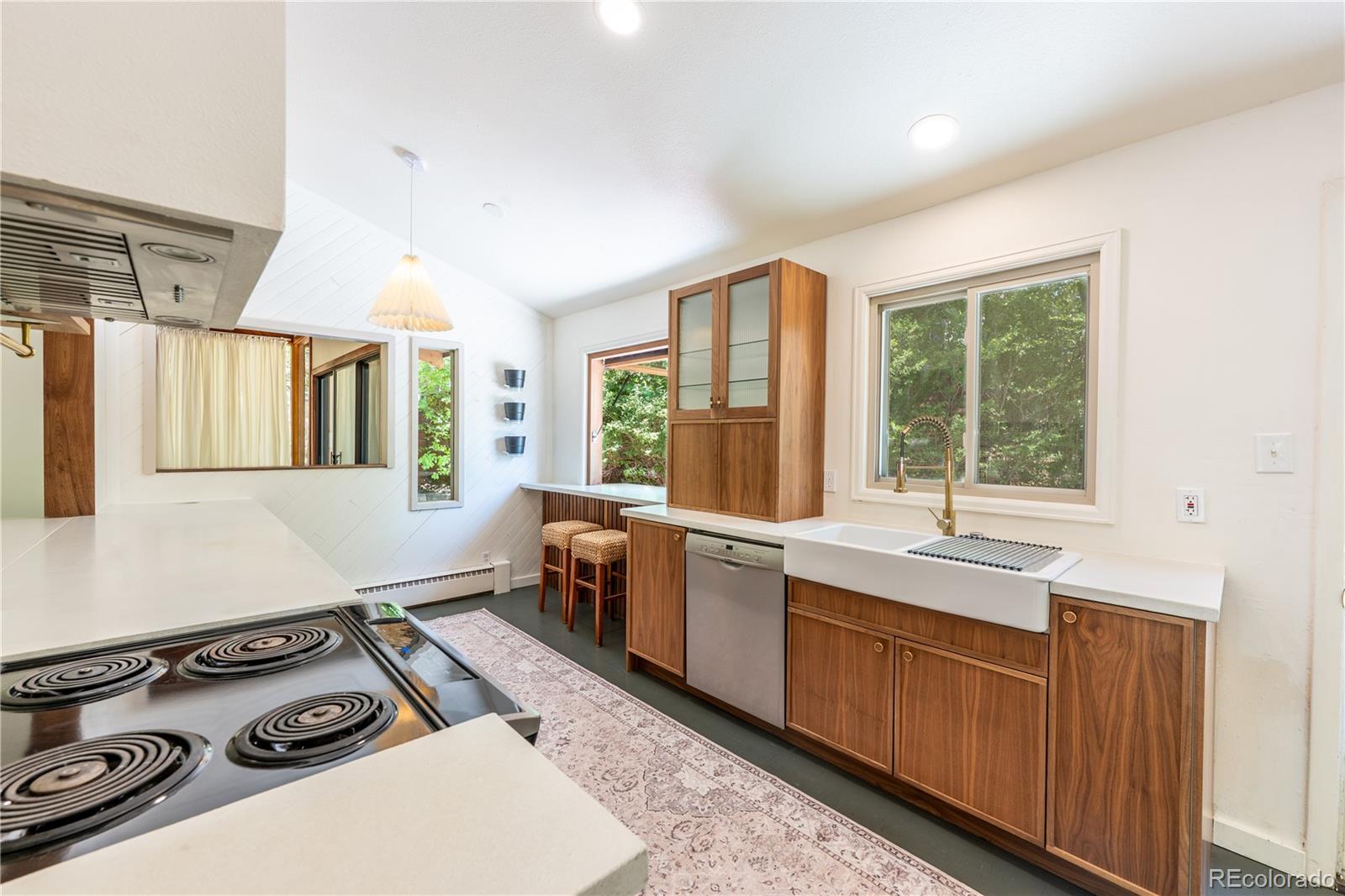 MLS Image #8 for 1515  dorchester drive,colorado springs, Colorado