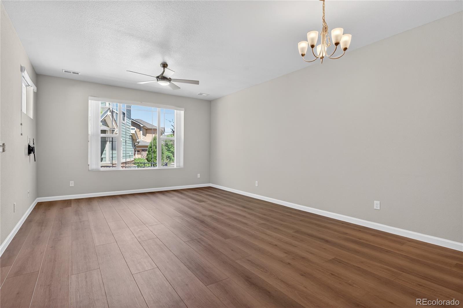 MLS Image #4 for 1804 s buchanan circle ,aurora, Colorado