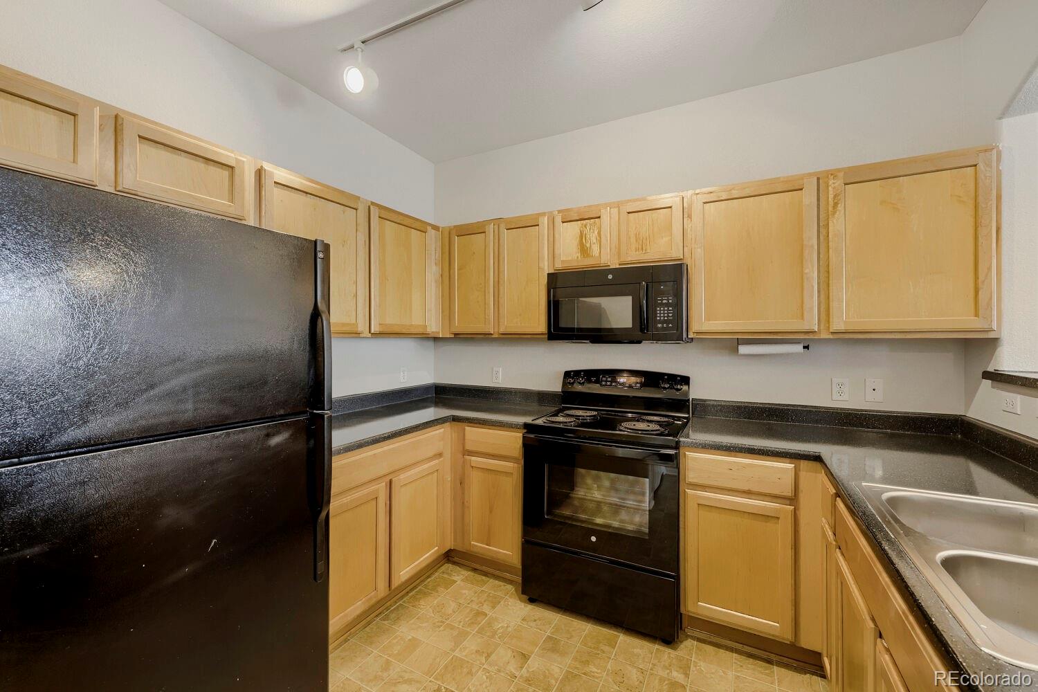 MLS Image #5 for 5255  memphis street,denver, Colorado