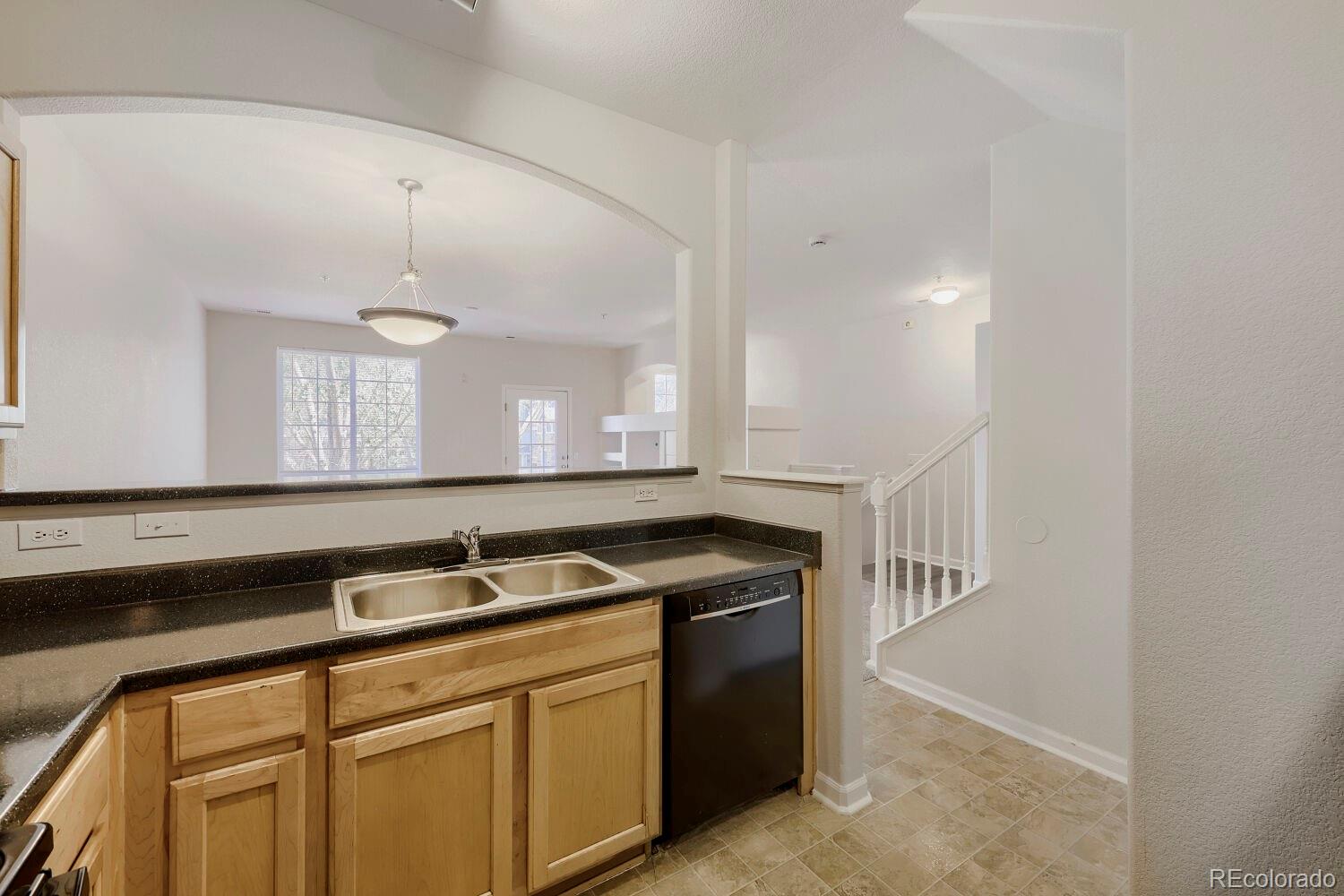 MLS Image #6 for 5255  memphis street,denver, Colorado