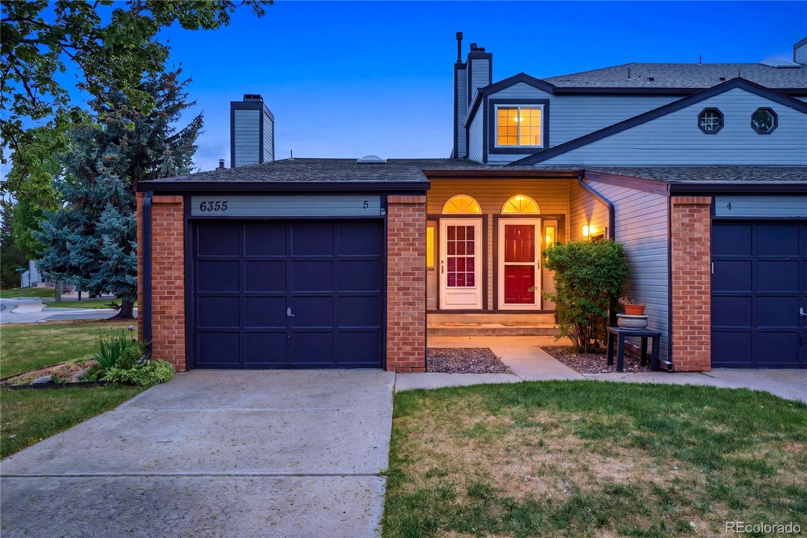 MLS Image #2 for 6355  oak street 5,arvada, Colorado