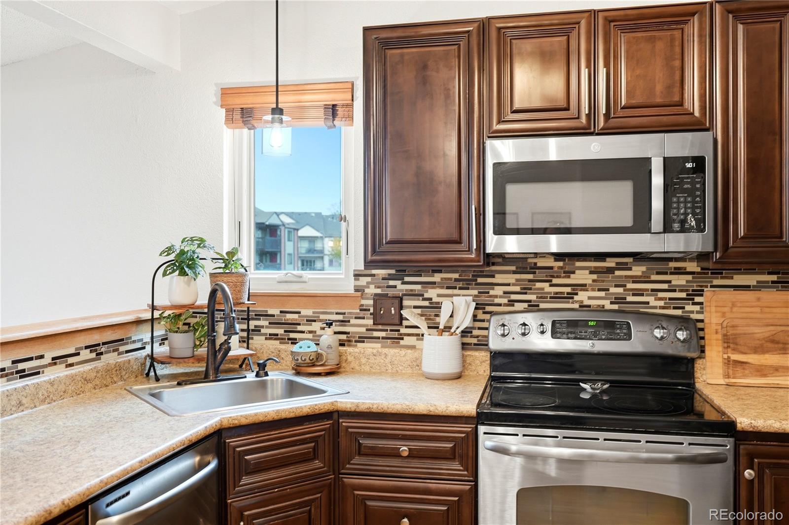 MLS Image #9 for 6355  oak street 5,arvada, Colorado