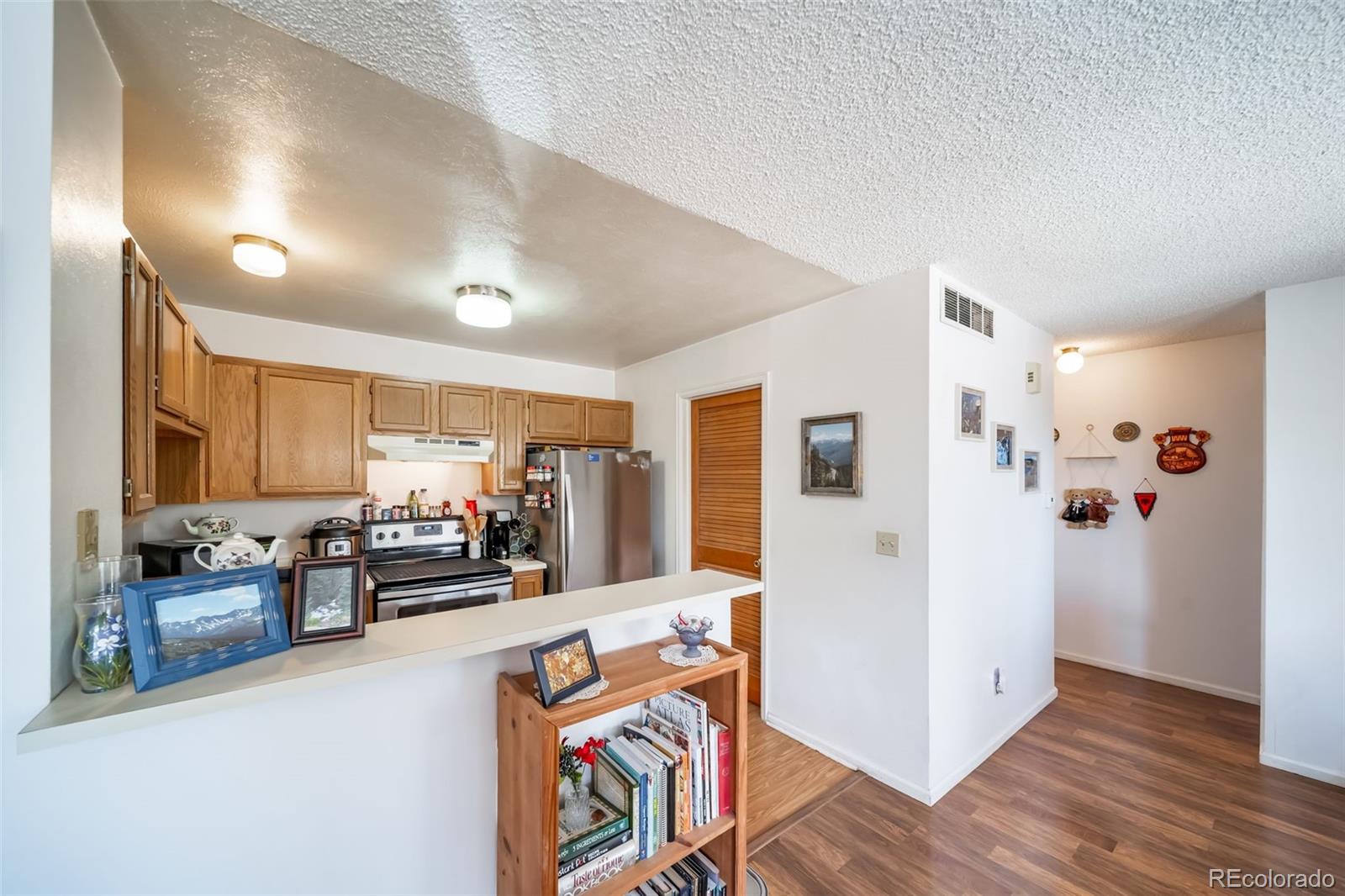 MLS Image #13 for 6765 s field street,littleton, Colorado
