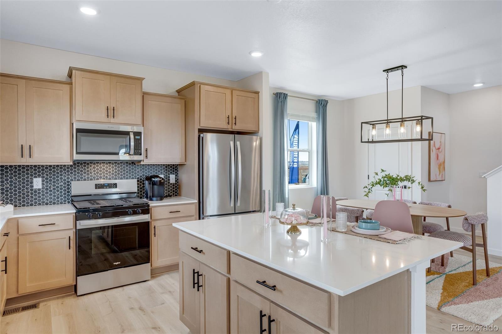 MLS Image #13 for 1993  sorghum way,johnstown, Colorado